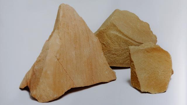 紫砂圈第一梯队的优质泥料：大红泥和小红泥 - 知乎