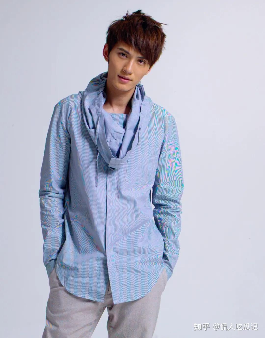 徐正溪曾港漂患甲亢颜值换不了流量他要退出演艺圈其实早有端倪