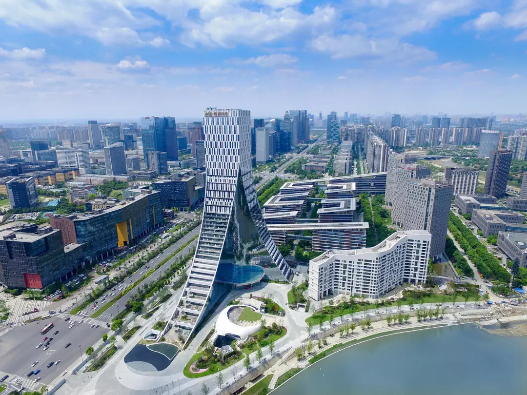 依托国家级天府新区,国家级成都国际