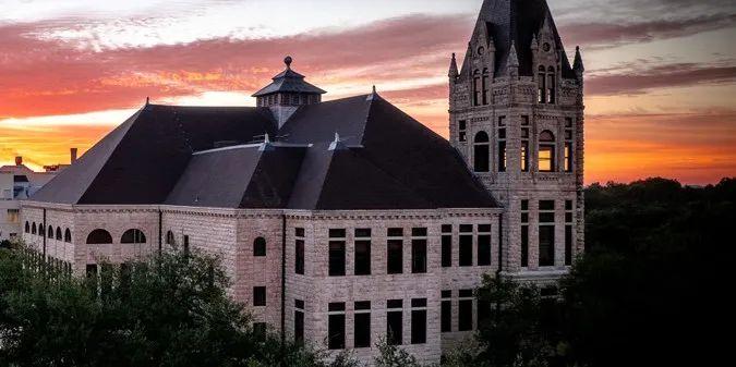 美国西南大学southwestern university