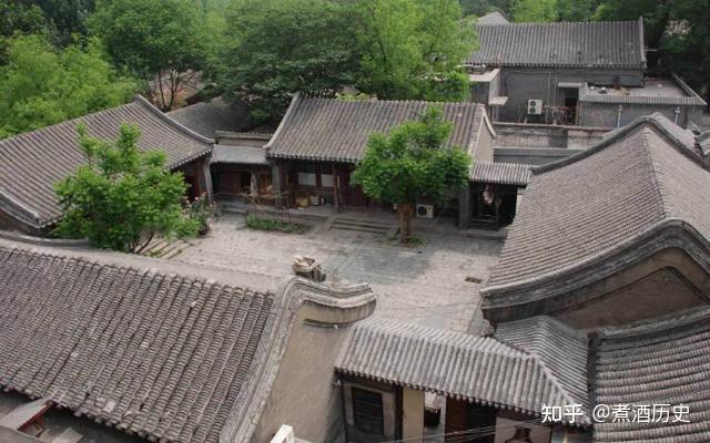 他20万贱卖北京四合院买下1700年前国宝字帖谁知翻了4400倍