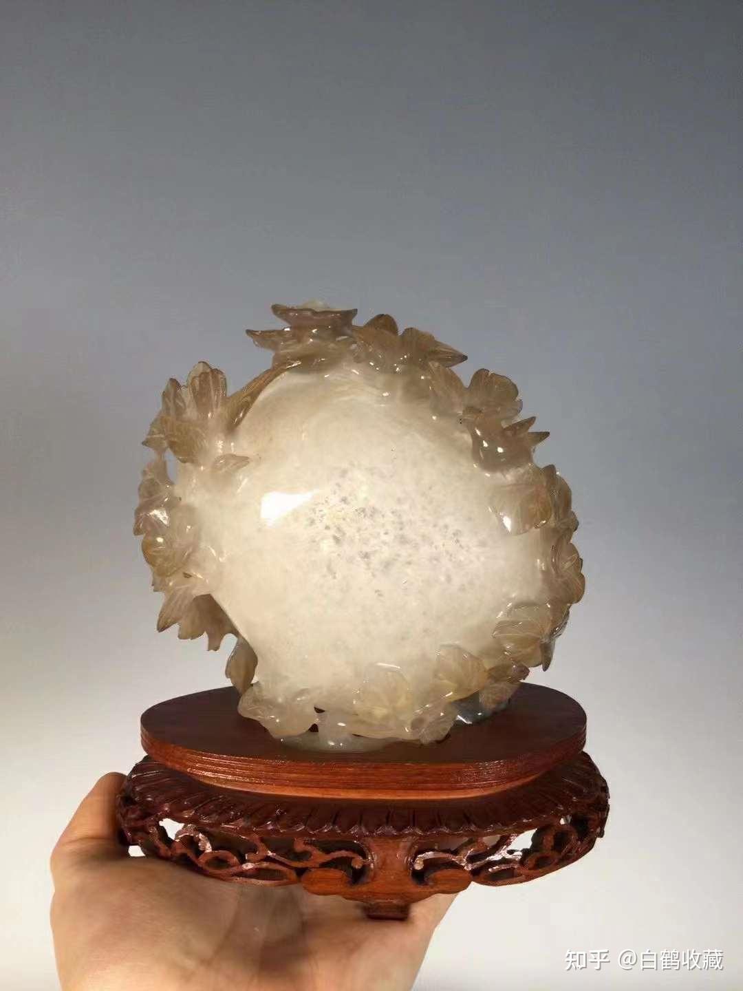 鉴赏原色水胆玛瑙雕刻花鸟山石摆件