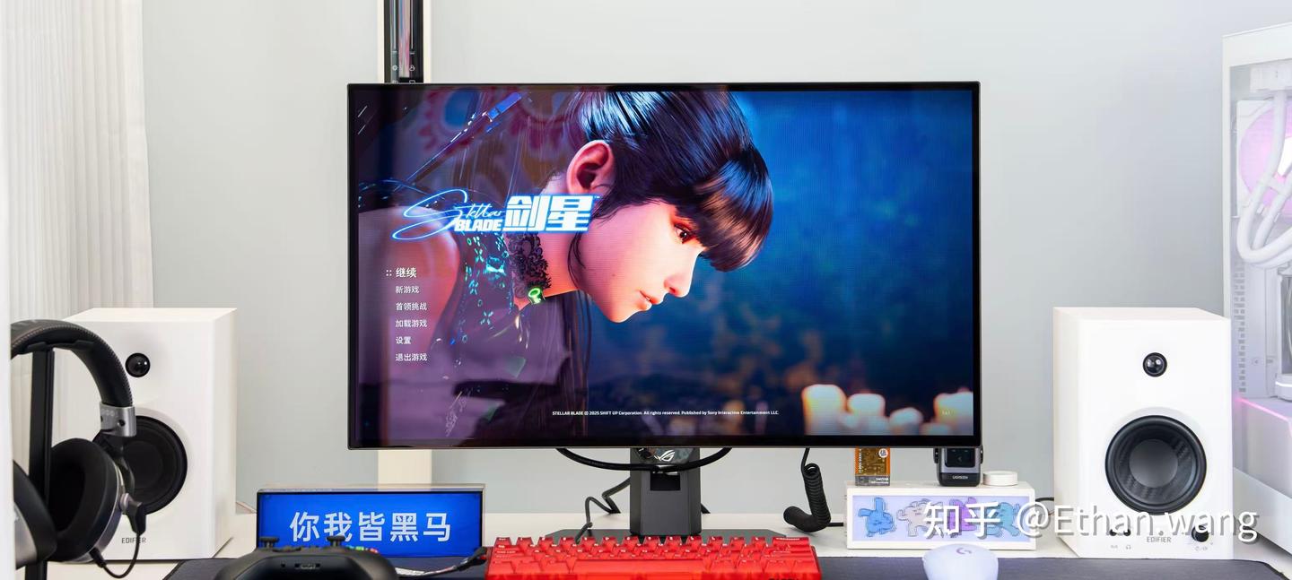 玩游戏直接开挂!ROG 27英寸OLED电竞显示器,FPS/3A/竞速游戏统统拿捏