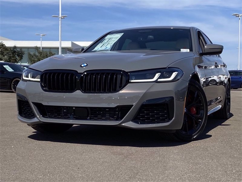 新款宝马5系新造型更具运动感真心帅气