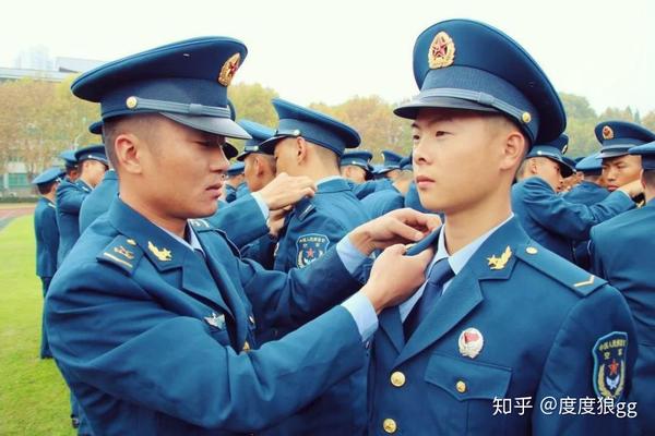 非战时状态下如何区分新兵和老兵?李云龙说看装备,其实还有两点 - 知乎