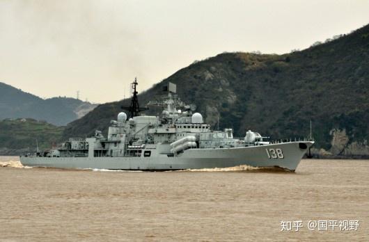 舰136等舰,在国产055型万吨大驱未服役以前,依然是我海军最大的驱逐舰