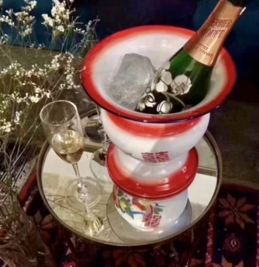 花圈追星冥币祈福痰盂装酒这届老外也太虎哈哈哈哈哈