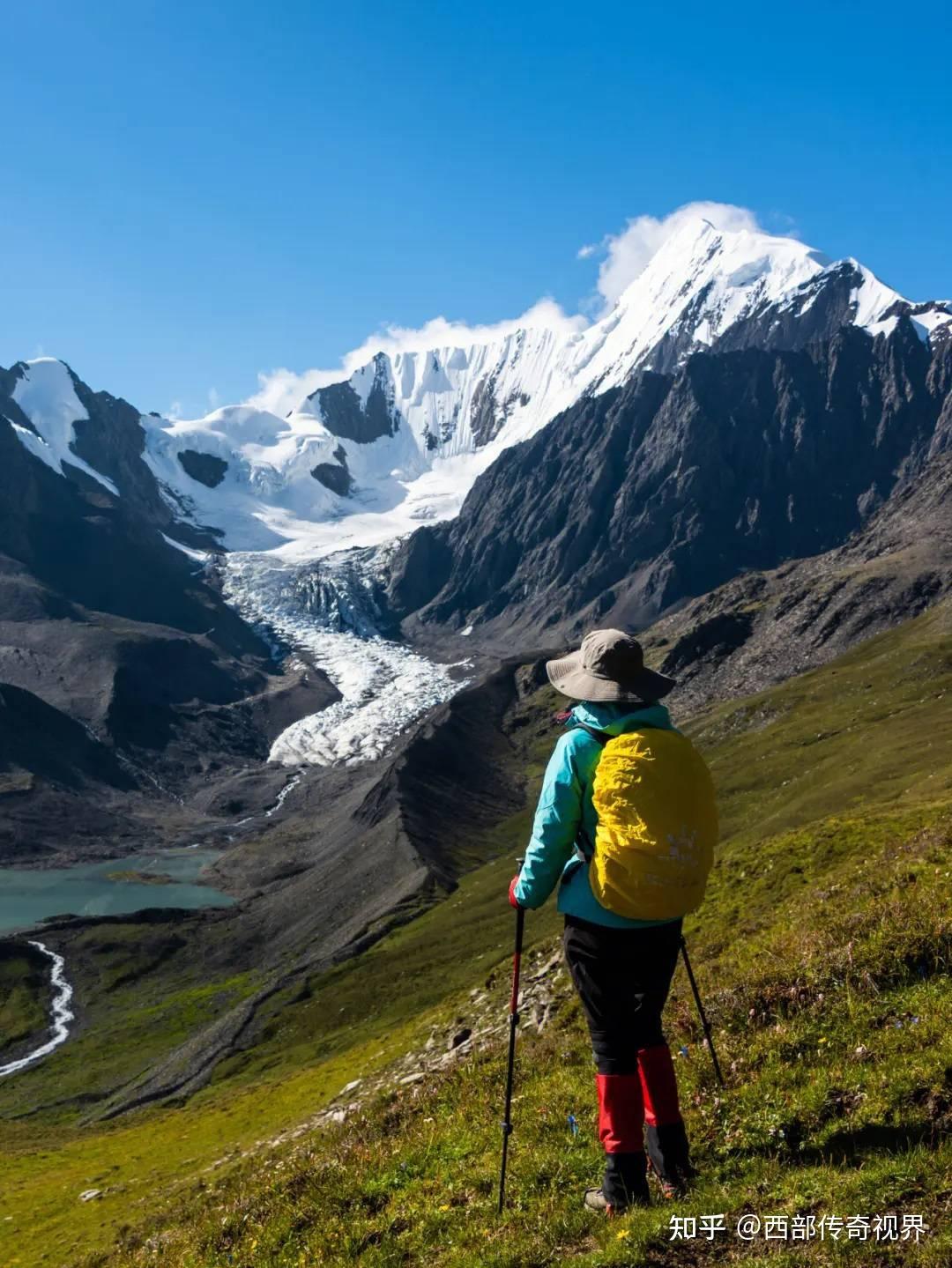 贡嘎冰川徒步,零距离触摸勒多曼因冰川,徒步穿越8日游