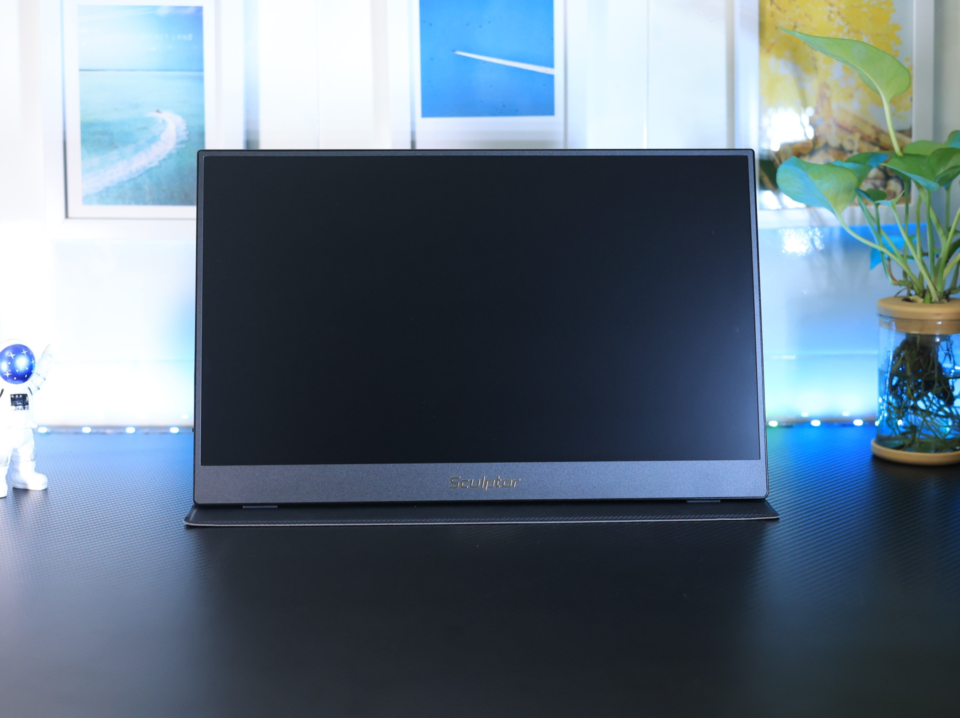 轻薄便携画质鲜艳雕塑家mf16lc显示器体验