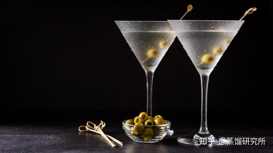 jamesbond和他的martini