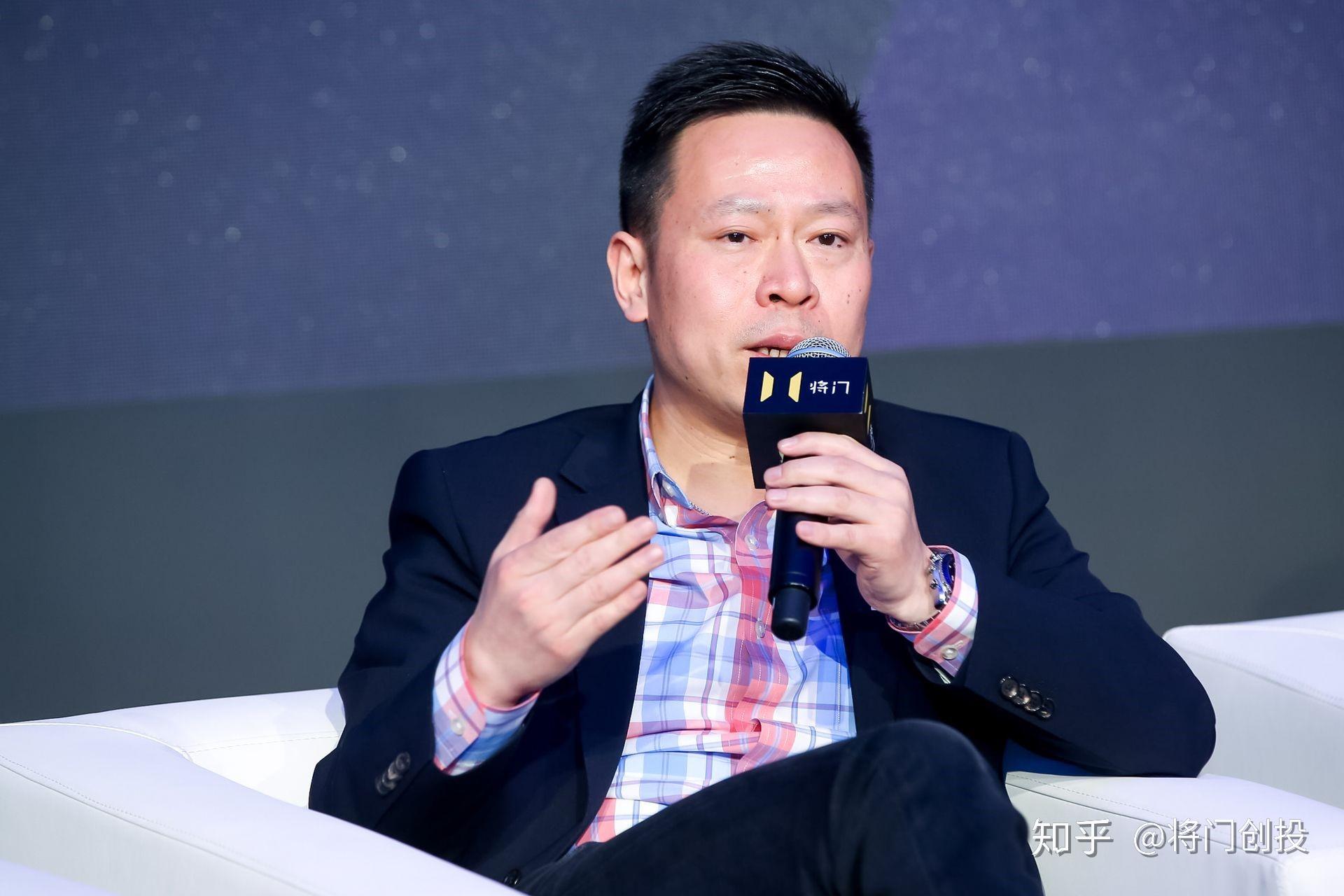 智能零售环节的嘉宾包括万达集团副总裁朱战备先生;可口可乐大中华及