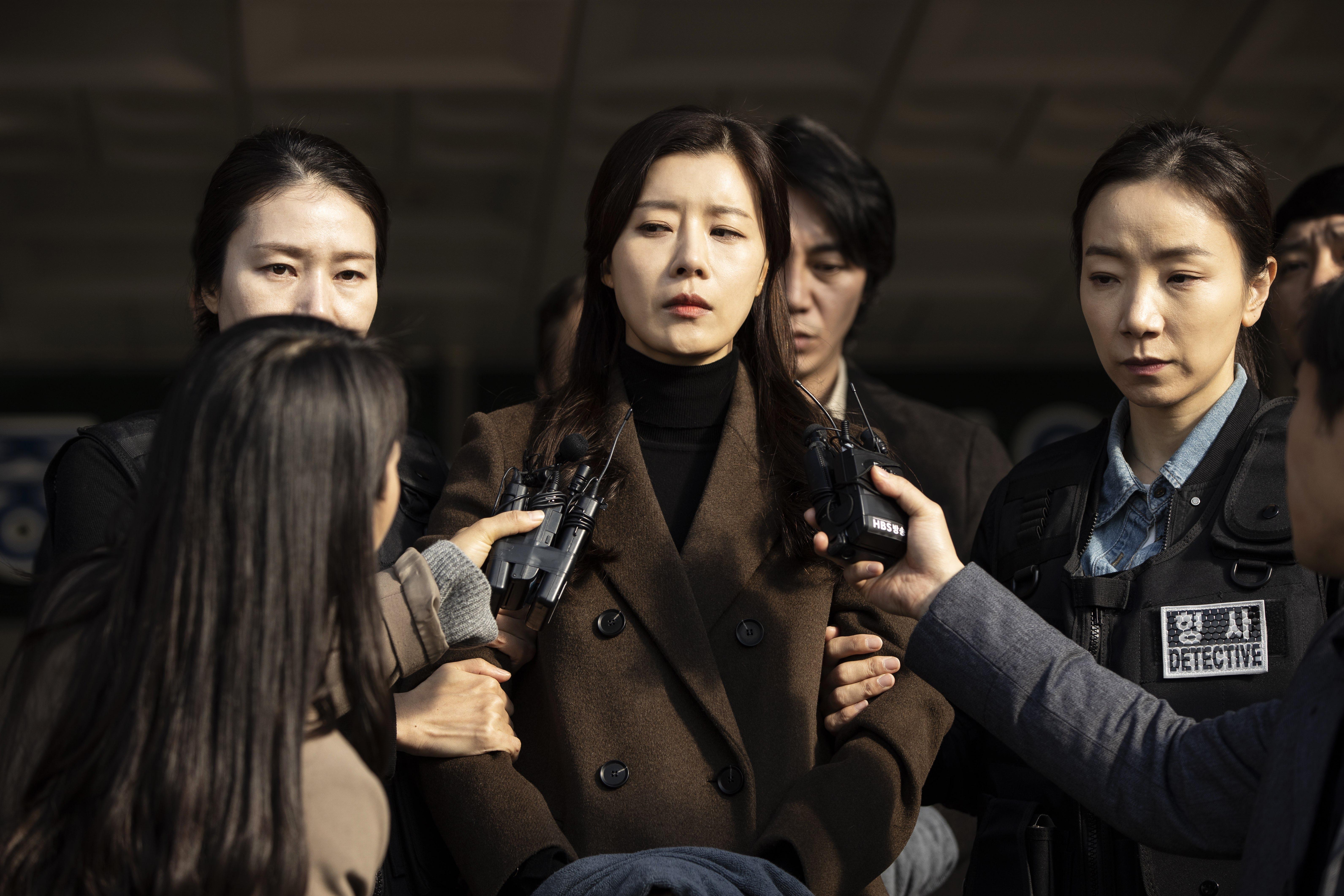 244小委托人并不是爸爸妈妈相爱生下的孩子就不能像别人一样生活了吗