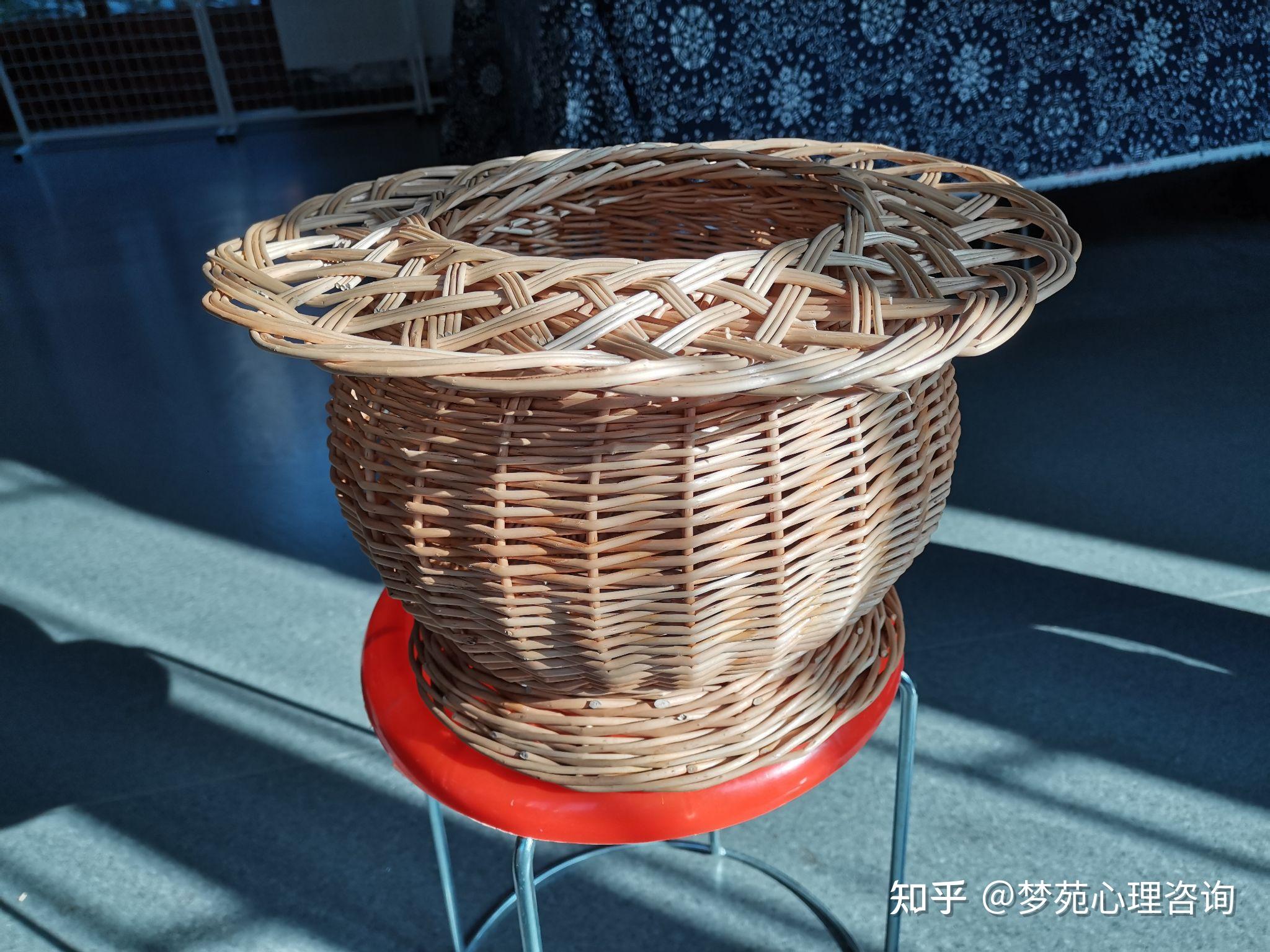 柳编作品非物质文化遗产