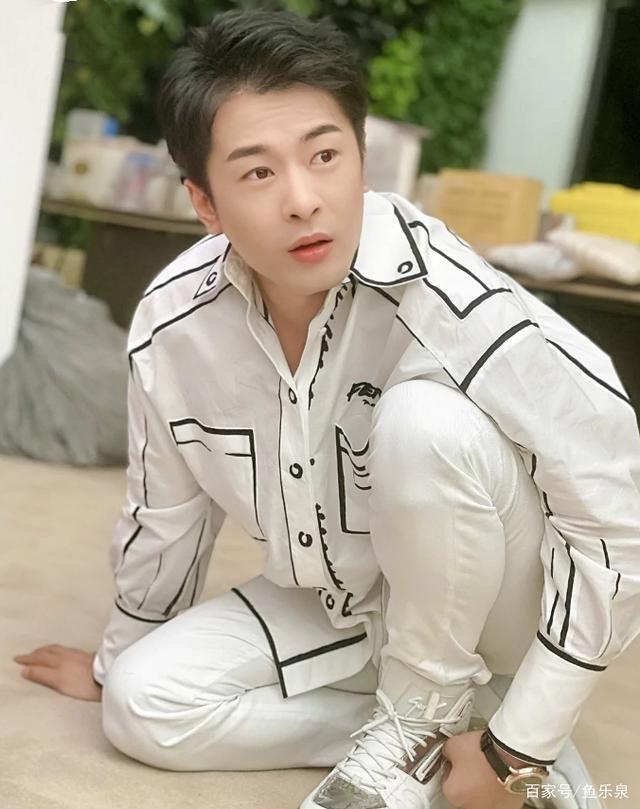 辛有志的成功秘诀嘉兴经开人跨越千里做好助学援助