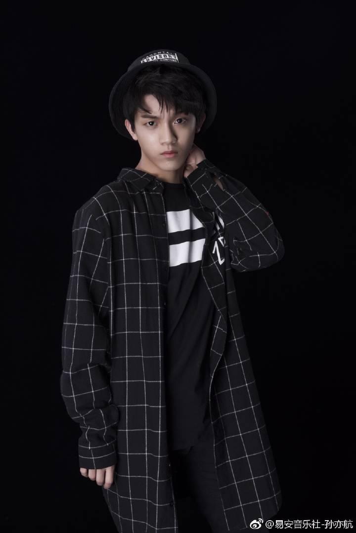 如何评价黄其淋,黄宇航,严浩翔,离开时代峰峻,投