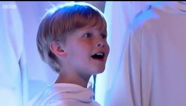 songs-of-praise-top-10-christmas-carols-in-the-uk