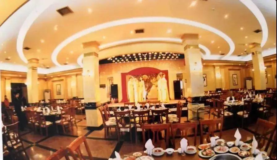 成都老照片丨80,90年代的成都餐馆,吃过的人都老了 - 知乎