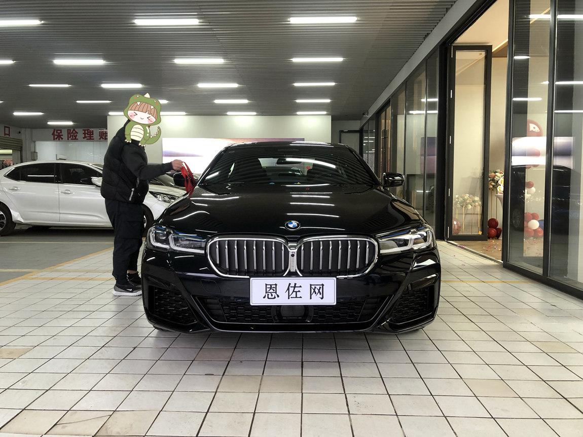 稀有却倍受推崇的神车宝马540i风尚版黑色交付江西客户