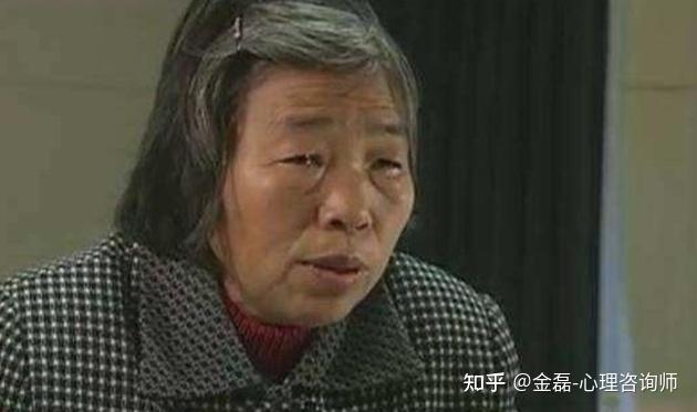 当噩运的齿轮开始转动-杨元元事件的心理分析 - 知乎
