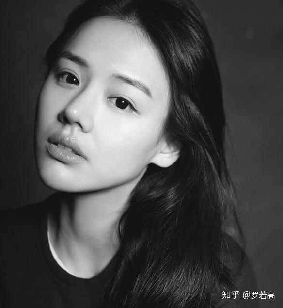 马思纯的眼睛像小鹿一样清澈 王源的眼睛里有星星 知乎