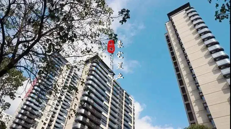 黄浦老西门顶复送150平露台!绿地海珀黄浦307.37平5房 售价7880万 - 知乎