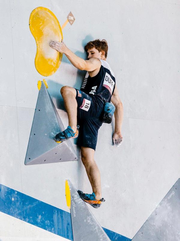 带你看懂evolv攀岩鞋奥运新星colinduffy的shaman与rave