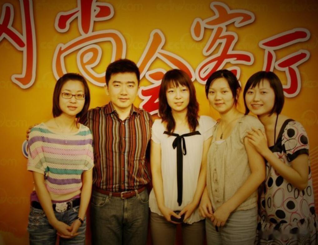 “央视名嘴”芮成钢,终为自己的傲慢与自负,付出了代价 - 知乎