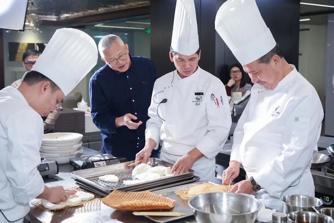 "粤菜教头"林振国:认真是最终的本分!