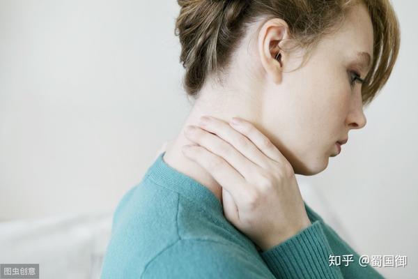 颈椎疼怎么办 这四个办法帮助你缓解疼痛 知乎
