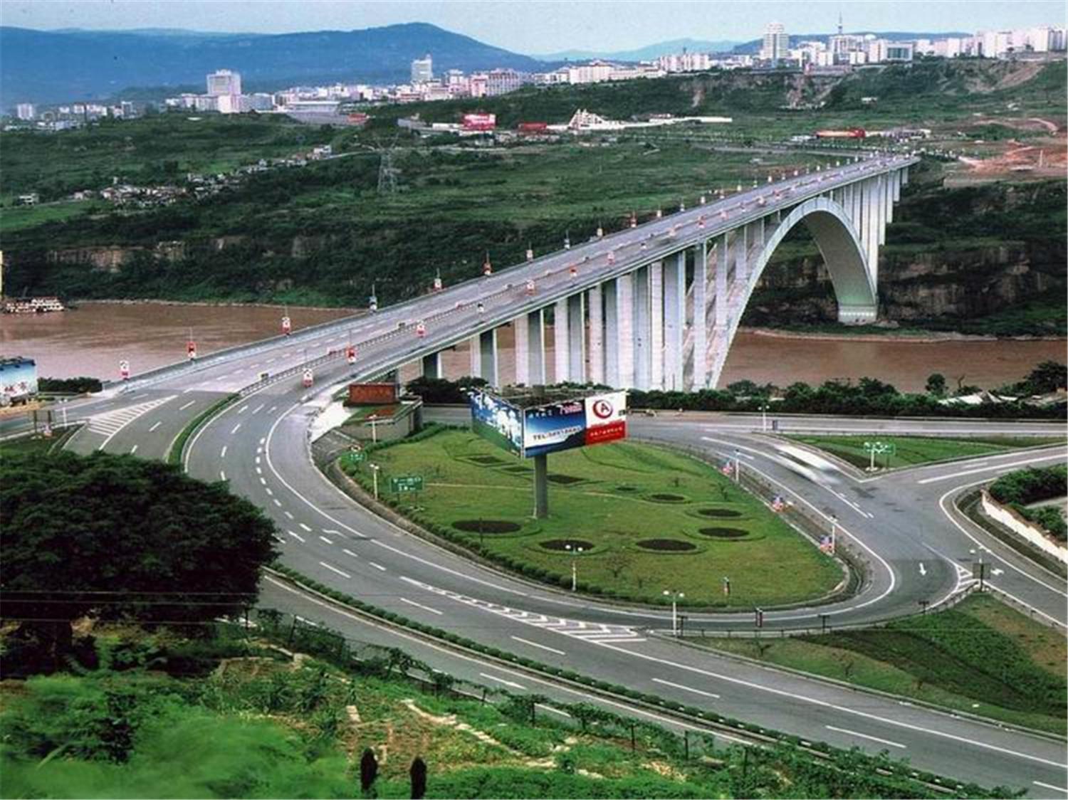 山水桥都，看重庆！世界最大跨度的铁路拱桥，万州耗时8年建成 – 重庆游品
