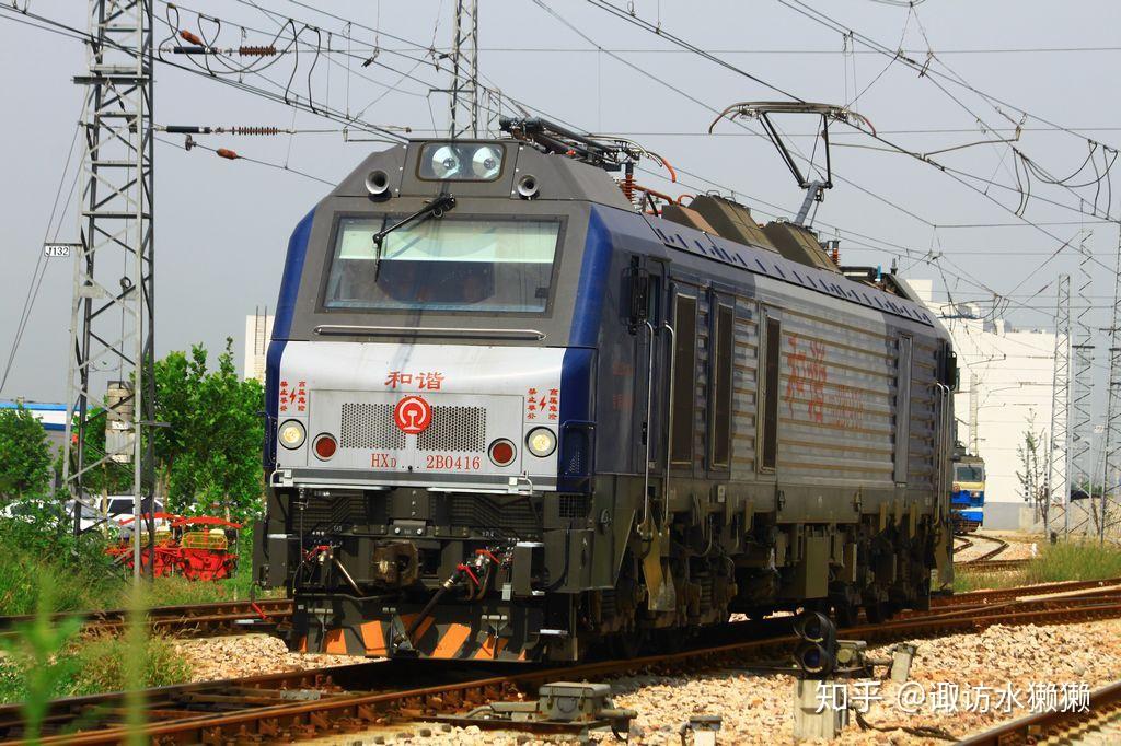 hxd1chxd1c经过前车的成功实验呢,更成功的hxd1c来啦!