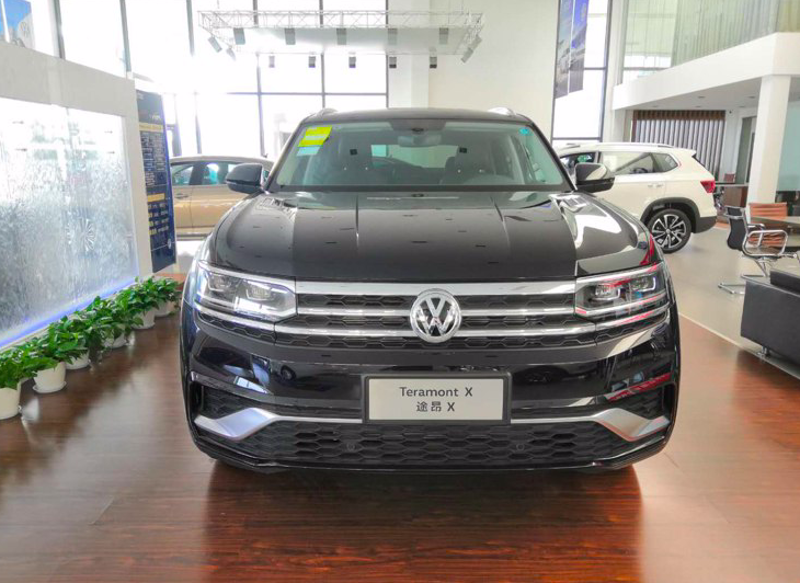实拍2020款大众途昂x全系最高优惠35万元配20t25t双离合