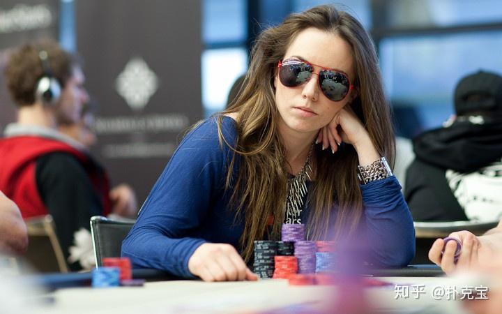 人物不一样的扑克宝贝livboeree