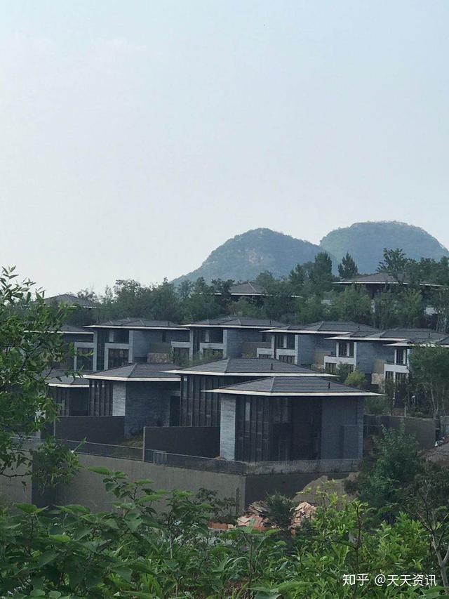 "美景素心园"别墅项目位于新密市尖山风景区,由郑州美景旅游产业开发