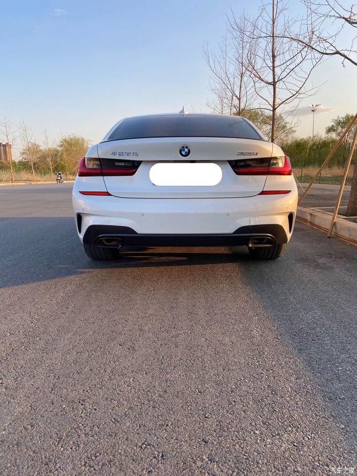 宝马325i曜夜提车作业10000公里驾驶感受优缺点分析