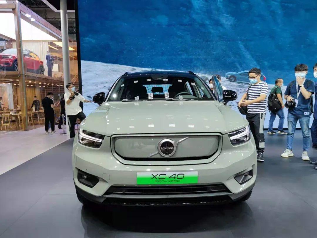 广州车展沃尔沃首款纯电车型xc40recharge售价357万元起