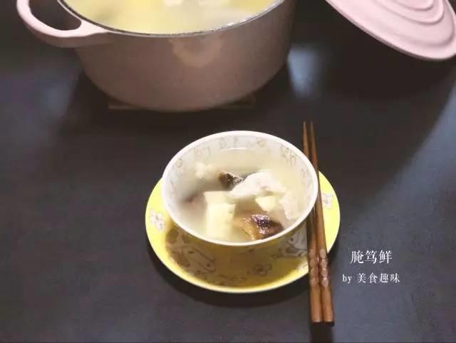 一碗汤汁浓厚鲜美的腌笃鲜图文详解 - 知乎