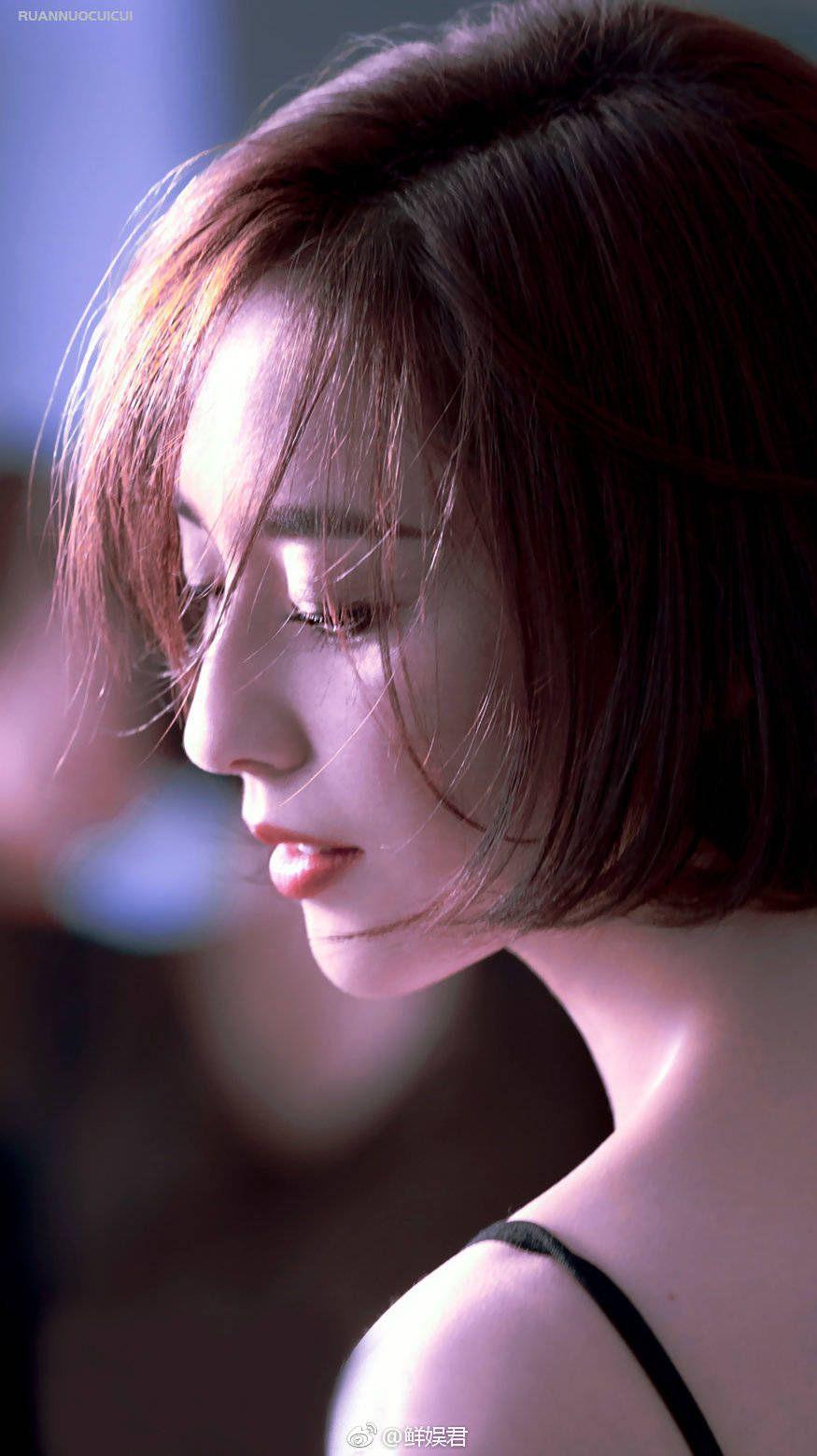 中国女明星里能称之为神颜的有谁