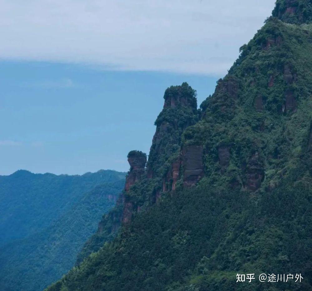 高铁1.5h跑拢!四川这座千年江城,美食美景无数!终于藏不住了!