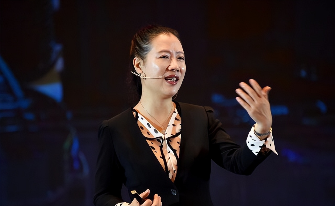 叶檀患癌后悔年轻时不生孩子,直呼现在是人生最灰暗的时刻 - 知乎