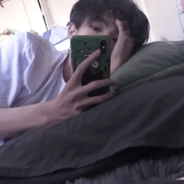 比较有意境的男生头像(共16张)