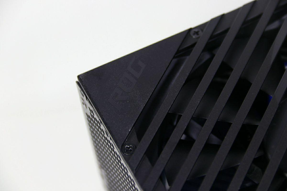 「雷神之锤」华硕 rog thor 850w 白金全模组电源开箱