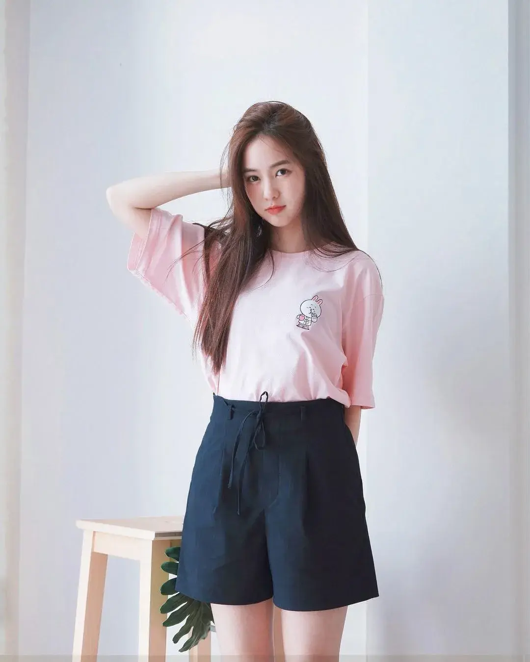 单手拍照姿势大全! - 知乎