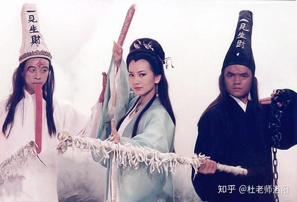 人从地府出来后便会上一条路叫黄泉路,走过黄泉路要过一条河,叫忘川河
