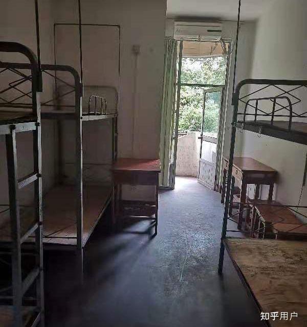 川大机械的研究生宿舍怎么样兄弟们几人间啊