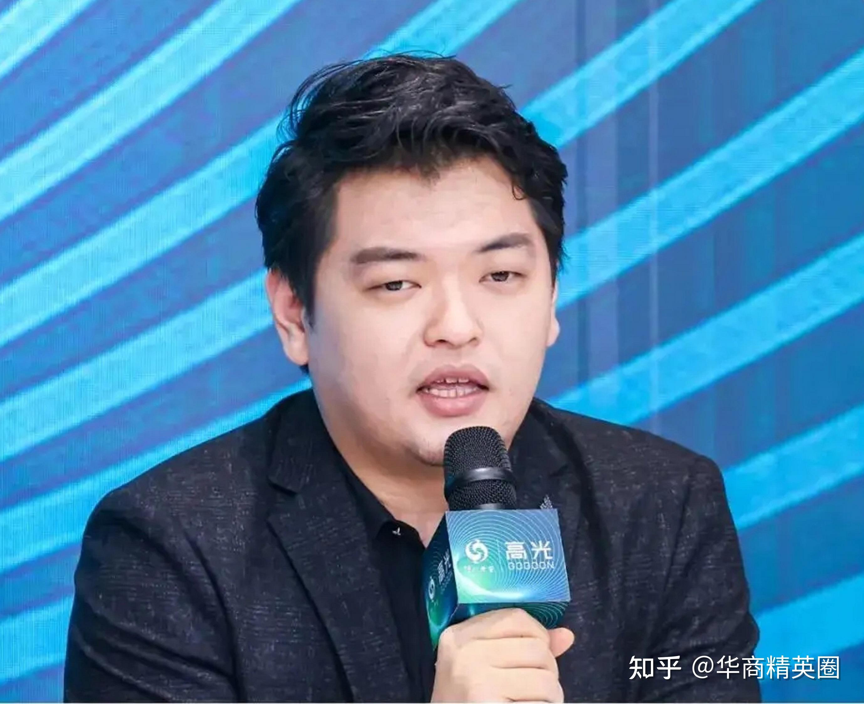 李逸伦所掌舵的企业叫深圳中青宝互动网络股份有限公司.