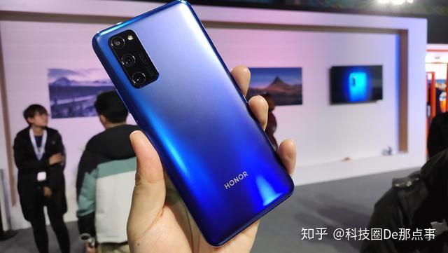 5g双模手机之战打响荣耀发布全系5g双模全国通手机荣耀v30系列售价