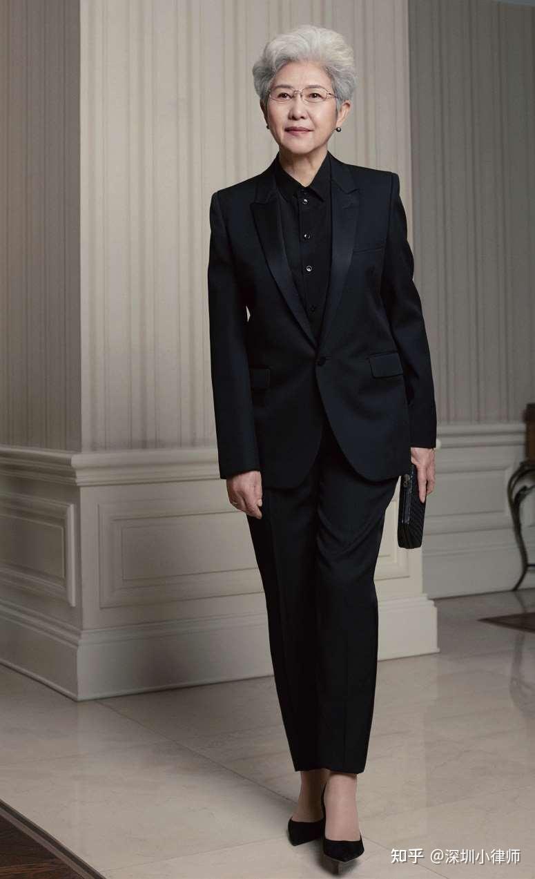 说说我最近看的一本书大使衣橱外交礼仪之旅