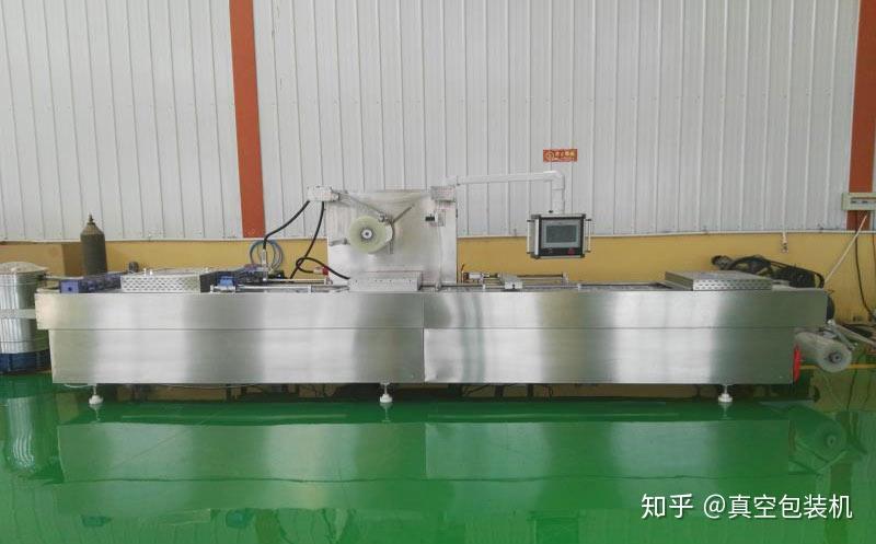 枣夹核桃连续拉伸真空包装机的性能特点有哪些