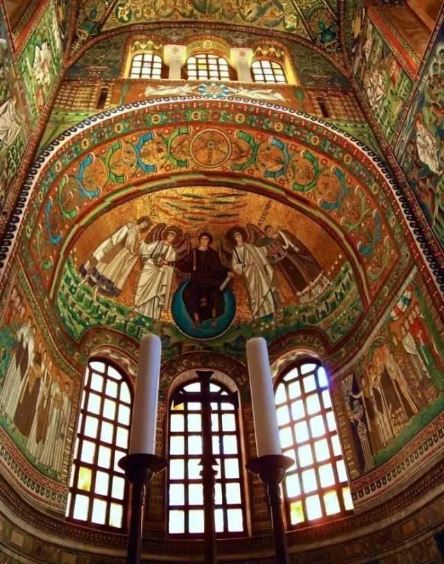 圣维塔尔教堂意大利图片